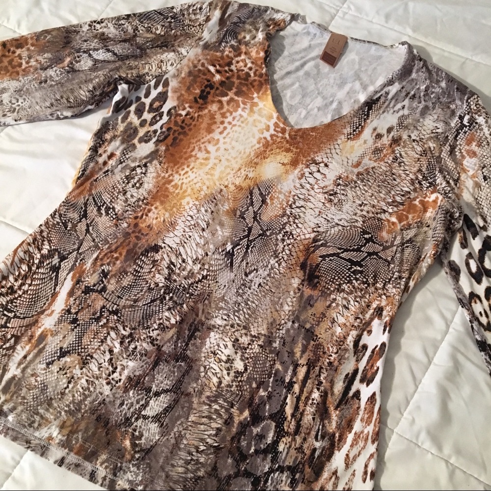 Long Elegant Legs Fitted V-neck